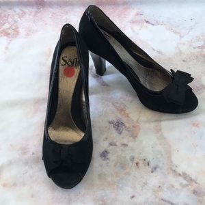 NWOB Sofft Black Suede Bow Pumps